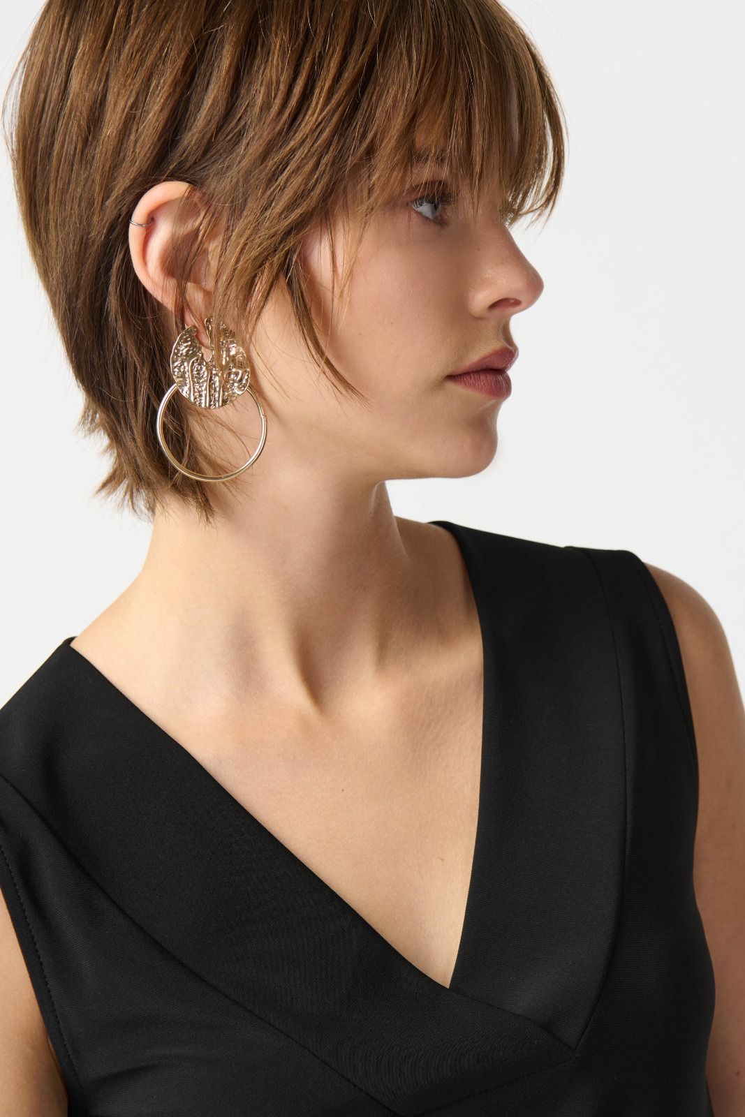 JOSEPH RIBKOFF Black Sleeveless Top