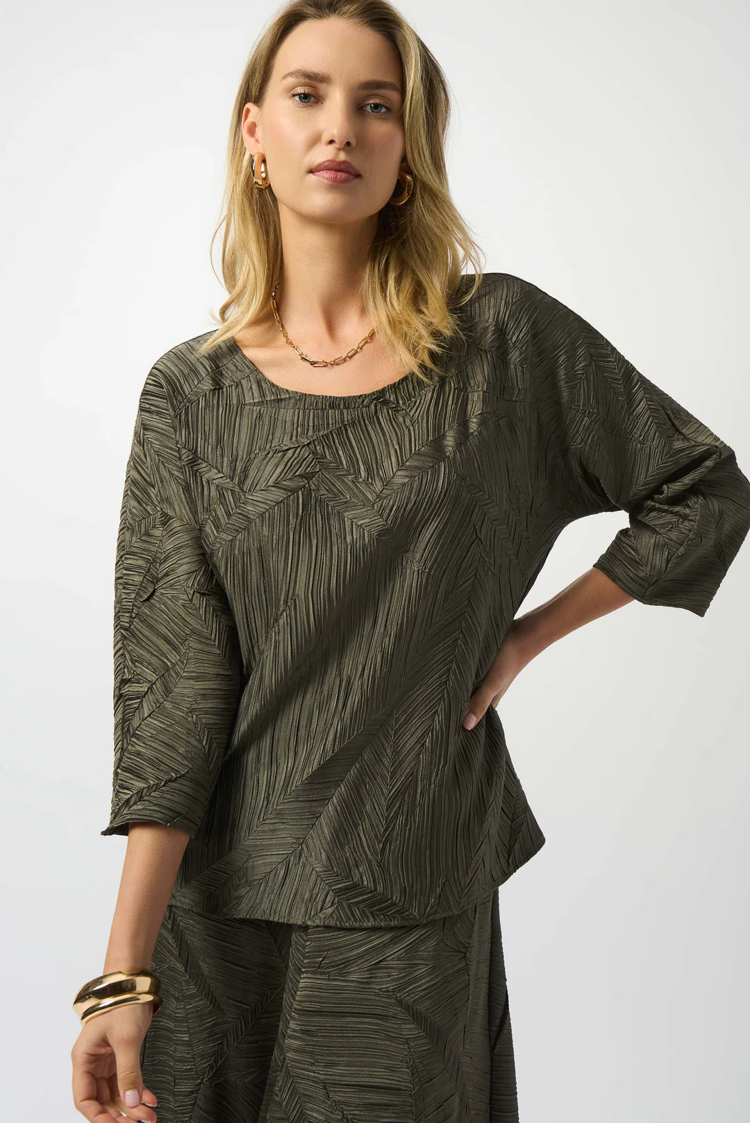 JOSEPH RIBKOFF Avocado Pleated Satin Boxy Top