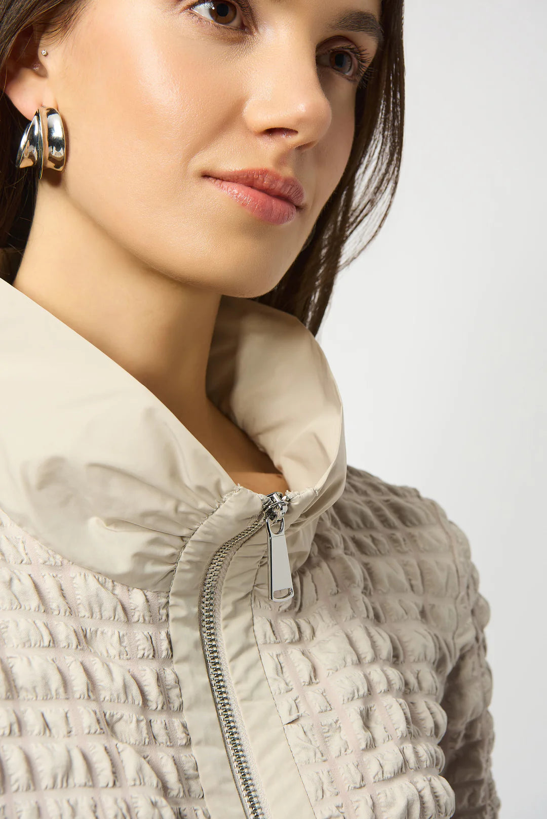 JOSEPH RIBKOFF Moonstone Bubble Jacquard A-Line Top