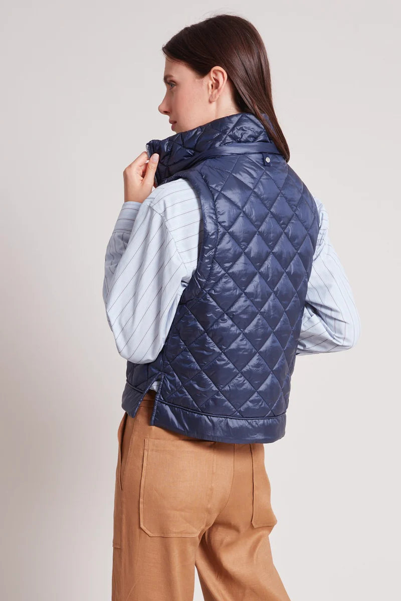 ADROIT ATELIER TALIA QUILTED GILET W/ REMOVABLE HOOD