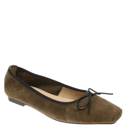 ALL BLACK Blunt and Bow Ballet