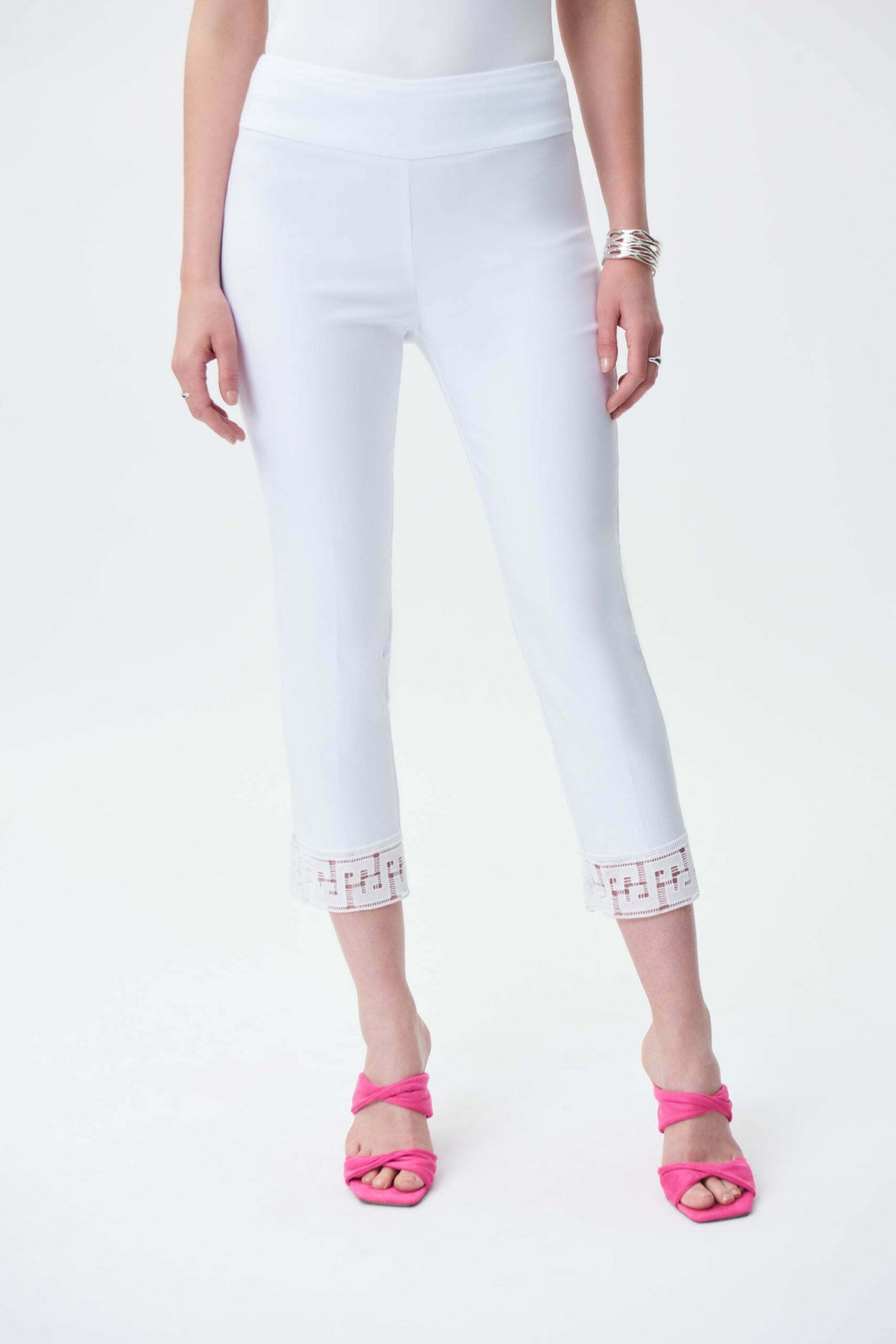 JOSEPH RIBKOFF White Cropped Pull-On Pants