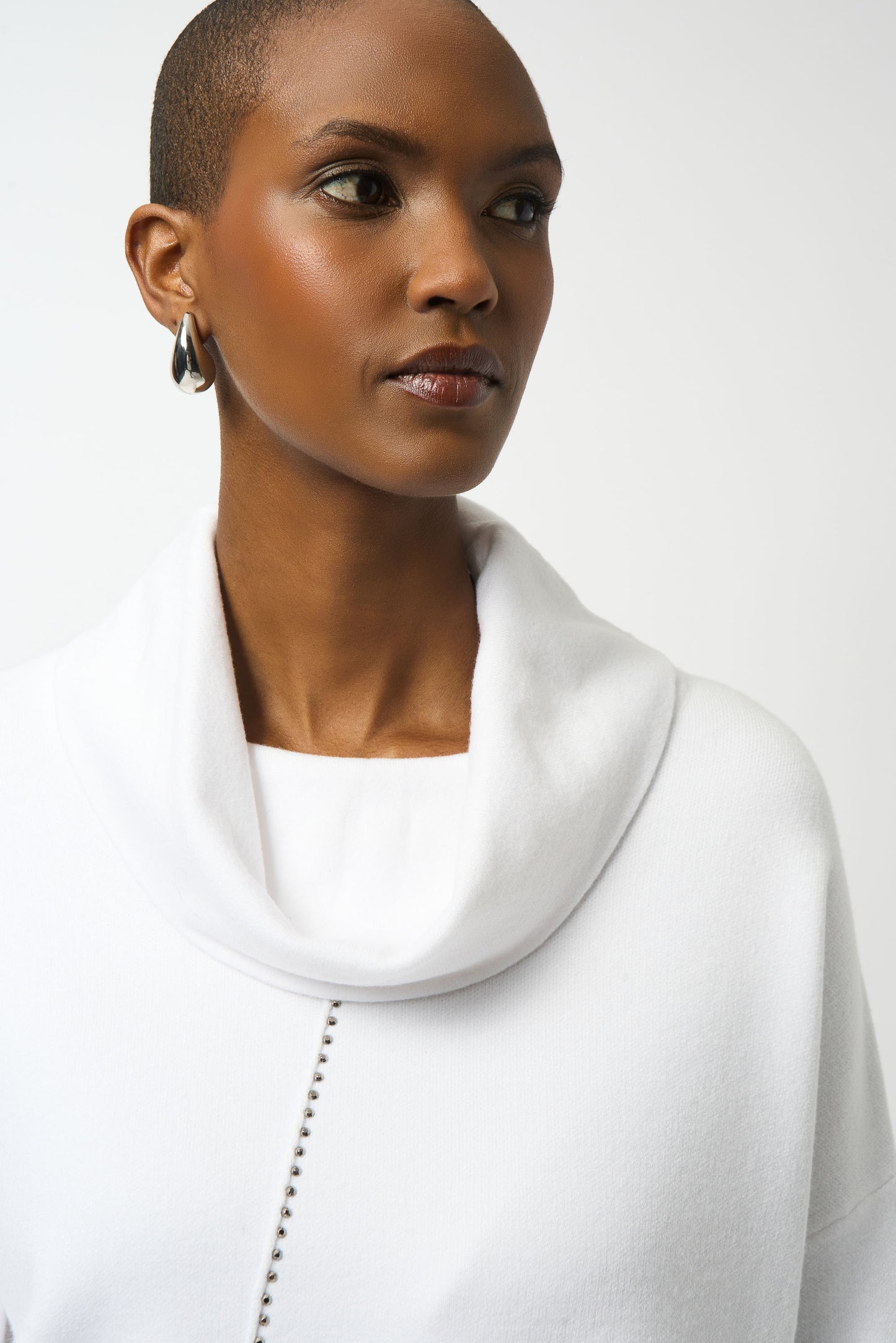 JOSEPH RIBKOFF Chic Cowl Neck Pullover