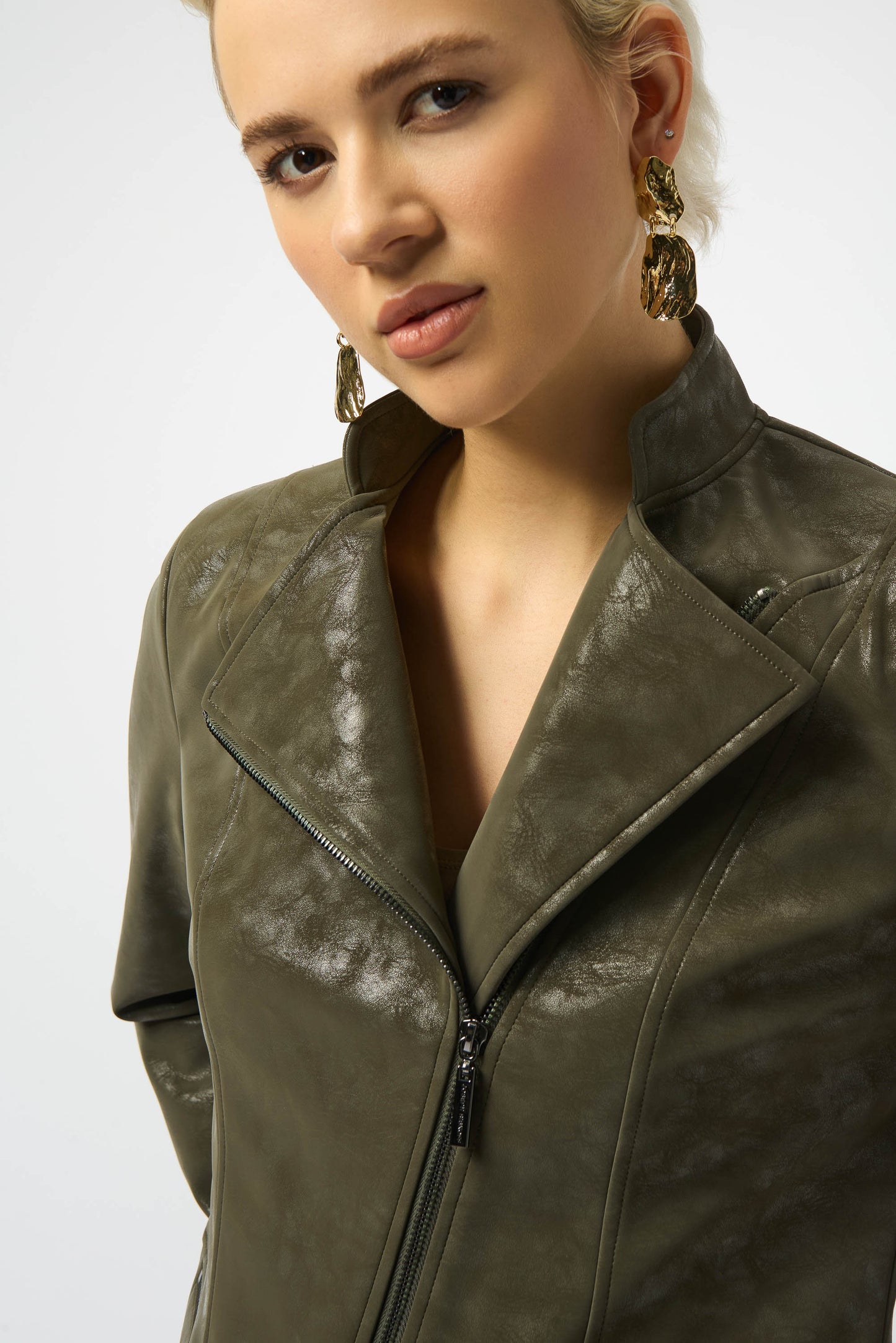 JOSEPH RIBKOFF Suede Overclothes With Zipper Style