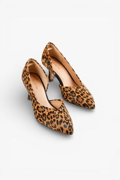 ALL BLACK Wild Half D'orsay Pump