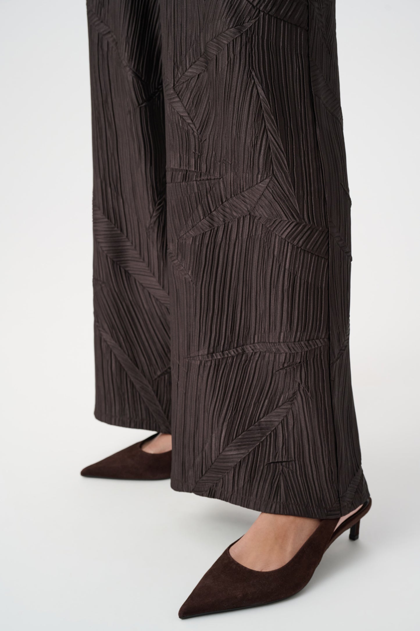 JOSEPH RIBKOFF High-waisted Pleated Trousers
