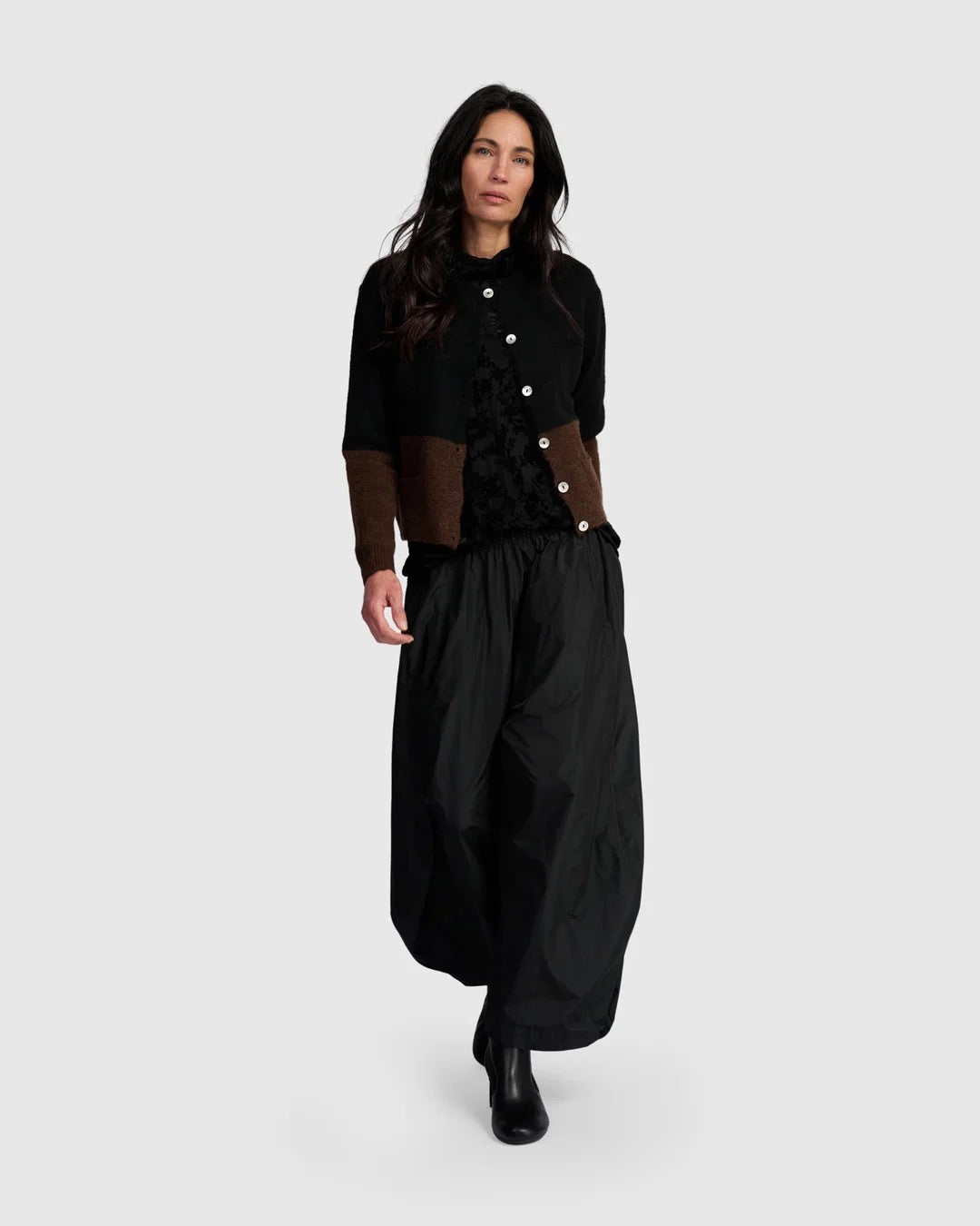 ALEMBIKA MAEVE CARDIGAN, BLACK/CHOCO