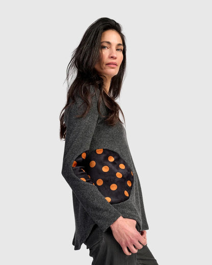 ALEMBIKA LOTTIE V-NECK TOP, CARBON/DOTS Regular price