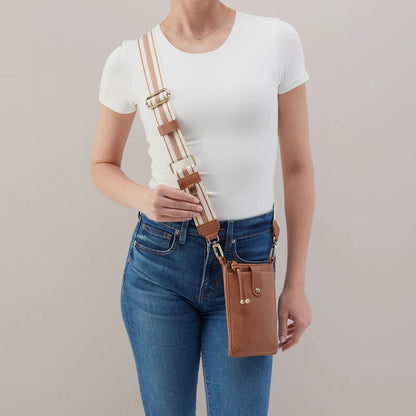 HOBO Cass Phone Crossbody Pebbled Leather | Brown Sugar